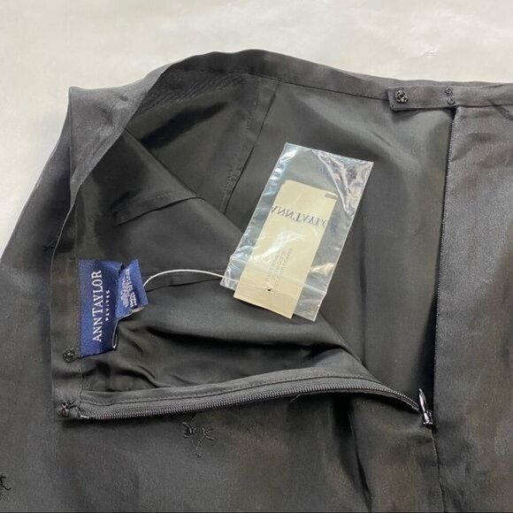 Ann Taylor‎ Formal Silk Beaded Skirt - Picture 9 of 9